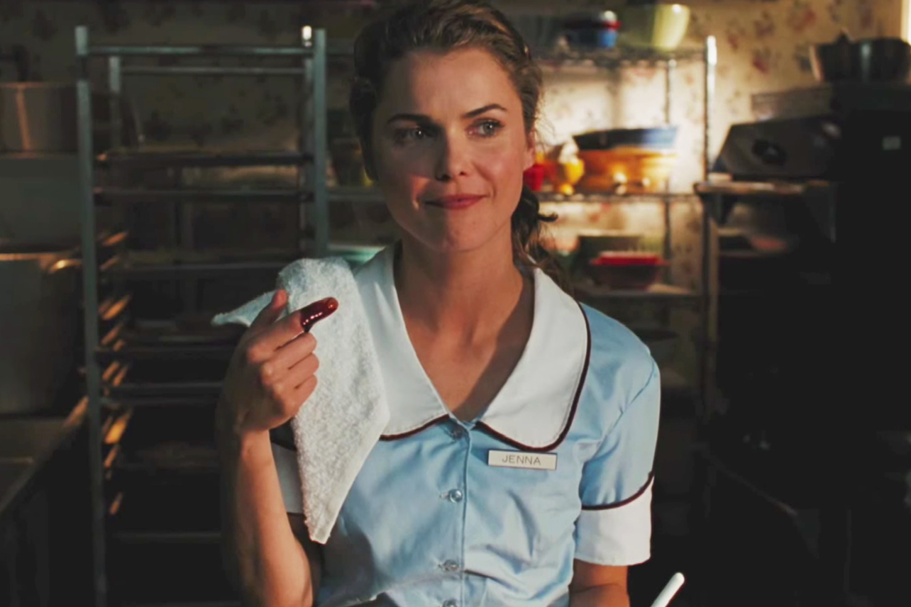 Sasha garson. Waitress флэшбэк. Револьвер фильм waitress. Avengers waitress. Agnes Baker the waitress.